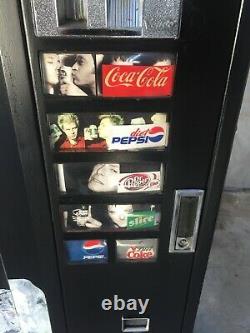 Coke- Soda Vending Machine-vendo- Ice Cold