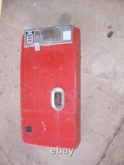 Coke machine Vendo 80 front coin door