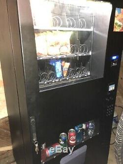 Combo Soda/drink/snack Vending Machine