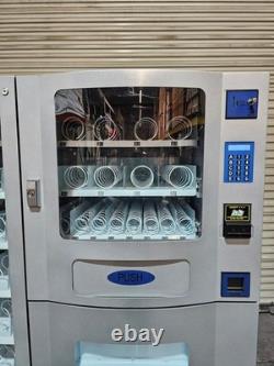 Commercial Refrigerated Vending Machine Model 17367 for Snacks, Soda & Food