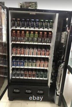 DN 5591 Soda Vending Machine Cans & Bottles