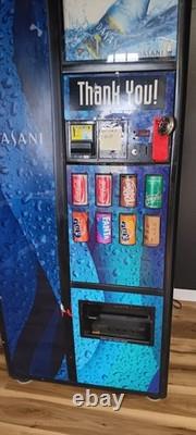 Dasani 8-Selection Can Soda Vending Machine with Bill Acceptor