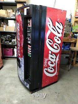 Dixie Narco 180 Mini Cold Beverage Soda Vending Machine very Small Footprint