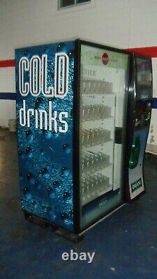 Dixie Narco 5000 elevator soda / beverage vending machine
