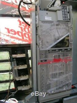 Dixie Narco 501-E Bottles & Cans Soda Vending Machine