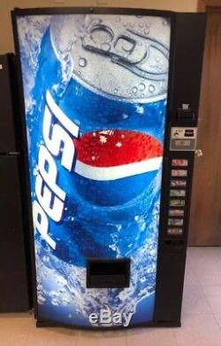 Dixie Narco 501 MC Series II Multi Price Soda Pop Vending Machine Pepsi Graphic