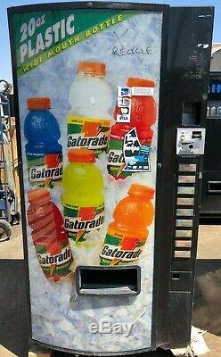 Dixie Narco 501-e Gatorade Soda Water Sports Drink Vending Machine Bottle Can