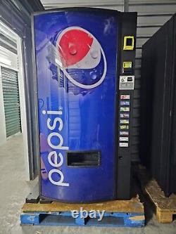 Dixie Narco 501E Beverage Vending Machine Drink Refurbished w Credit Card Reader