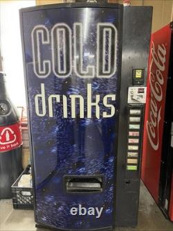 Dixie Narco 501E Multi Soda Vending Machine 12oz