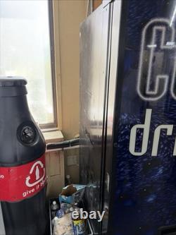 Dixie Narco 501E Multi Soda Vending Machine 12oz