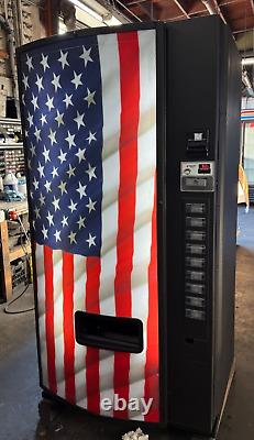 Dixie Narco 501E Soda Vending Machine Cans & Bottles USA FLAG MDB