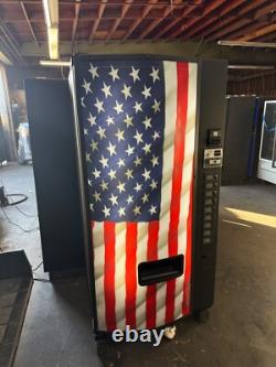 Dixie Narco 501E Soda Vending Machine Cans & Bottles USA FLAG MDB