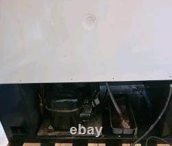 Dixie-Narco 501E Vending Machine, Soda/Drink. Used Untested Missing Lock