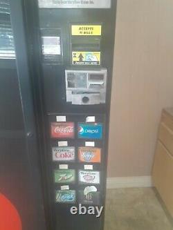 Dixie Narco 501R MPC-8 Multiprice Can Soda Vending Machine