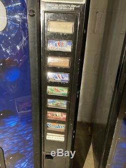 Dixie Narco 501e Soda Vending Machine Cold Drinks Front