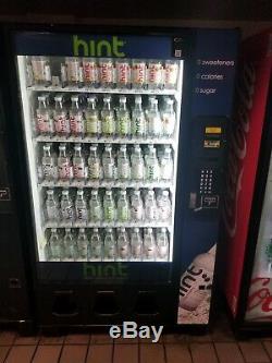 Dixie Narco 5591 Bev Max Soda Pop, Moster, Water, Coke, Drink Vending Machine