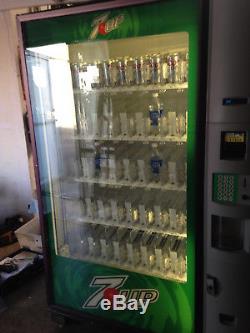 Dixie Narco 5800 Glass Front Soda Vending Machine With Robotic Arm