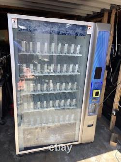 Dixie Narco Bev Max 6 Glass Front Soda Vending Machine Card Reader Media Touch