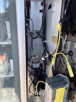 Dixie Narco Bev Max 6 Glass Front Soda Vending Machine Card Reader Media Touch