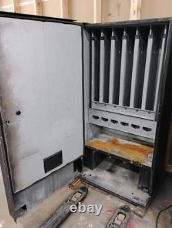 Dixie Narco DNCB 360 Single Price Soda Vending Machine Selection + Motor Harness