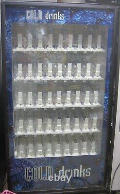 Dixie Narco Glass Front Cold Drink Vending Machine Bev Max 4