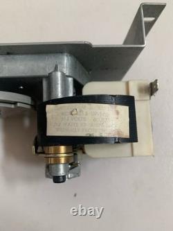 Dixie Narco Motor For Soda Vending Machine Single Column 515 Up-140 115v (2)