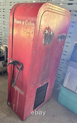 Drink Coca-Cola in Bottles vintage machine with water spout