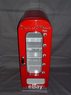 Drink-O-Matic Red Novelty Soda Vending Machine DR-3 10-Can Rare