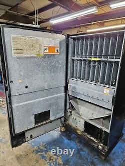 FULLY WORKING Vendo 480 Cold Drinks Multi Price Soda Vending Machine MDB $5 Bill