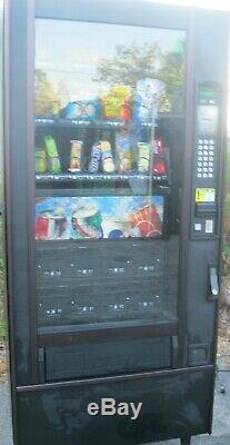 GPL 490 Canned Soda and Snack Combination Vending Machine
