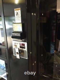 Gatorade Soda Vending Machine Gatorade With Coin & Bills Dixie Narco 501E-9