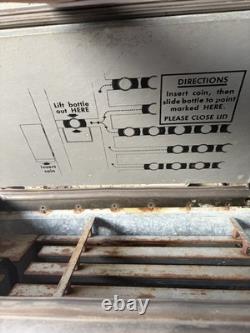 Glasco Coca-Cola Vintage Red Coin-Operated Soda Vending Machine