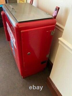 Glasco Coke Slider Vending Machine, Coca-Cola, Sprite
