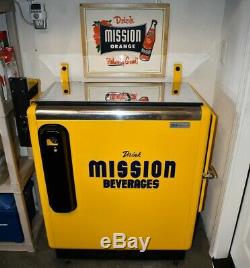 Ideal 55 Slider Chest Cooler Rare Embossed Mission Beverages Restored