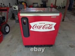 Ideal 55 Slider Coke Soda Machine Complete