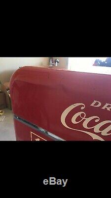 L@@K Original 1950s Coke Machine