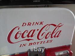 Late 1940s Coca Cola 10c Bottle Vending Machine (Restored)