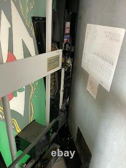 Mars TRC 6800 7UP Vending Machine Soda For Parts