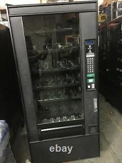 National 148 4 Wide Snack And Vendo 720 Bottle Can Soda Vending Machines