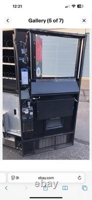 Naturals2Go N2G4000 combo snack/soda vending machine