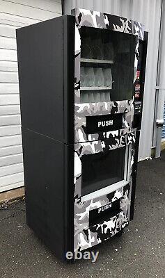 Nice And Clean Combo Vending Machine Snack And Soda Credit Card Reader Ready