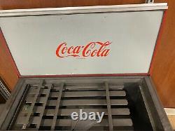 Nice Vintage Coca-Cola Glasco GBV-60 Slider Vending Machine Fishtail Coke