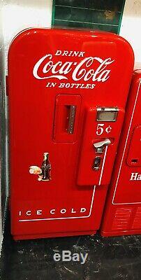 Original 1950's Antique COKE MACHINE Coca Cola RESTORED Coin Op Vending VMC 39