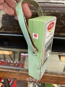Original 1960s Dr. Pepper Transistor Radio Vending Machine In Case Very Rare