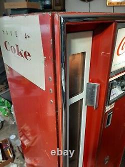 Original 1962 Coca-Cola Cavalier CS-80E Machine. Coke. Working. ICE COLD