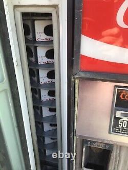 Original Coca-Cola Cavalier 64 Coke Bottle Vending Machine California