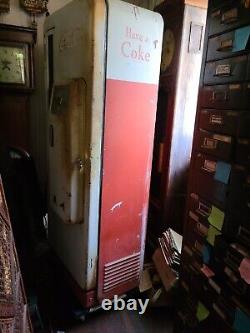 Original Coca Cola Cavalier CS-96A Glass Bottle Vending Machine, 1950's, Working