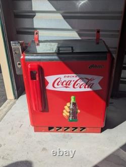 Original Coca-Cola Glasco GBV-50 Slider Vending Machine Model A30000 ICE COLD