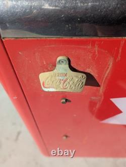 Original Coca-Cola Glasco GBV-50 Slider Vending Machine Model A30000 ICE COLD