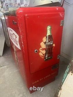 Original Coca-Cola Glasco Slider Coke Fishtail Machine Complete Non-Running